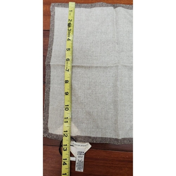SUIT SUPPLY Pocket Square – Classic Plain Brown 12.5''x 12.5'' - Picture 5 of 8